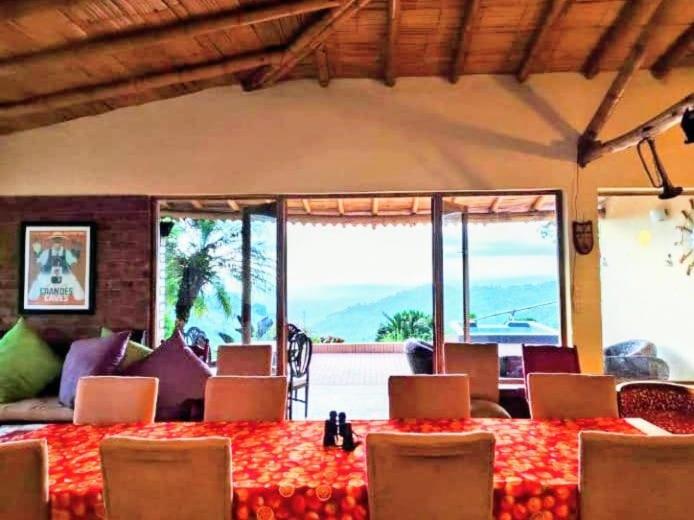 Refugio Cascada Sagrada, Pijao