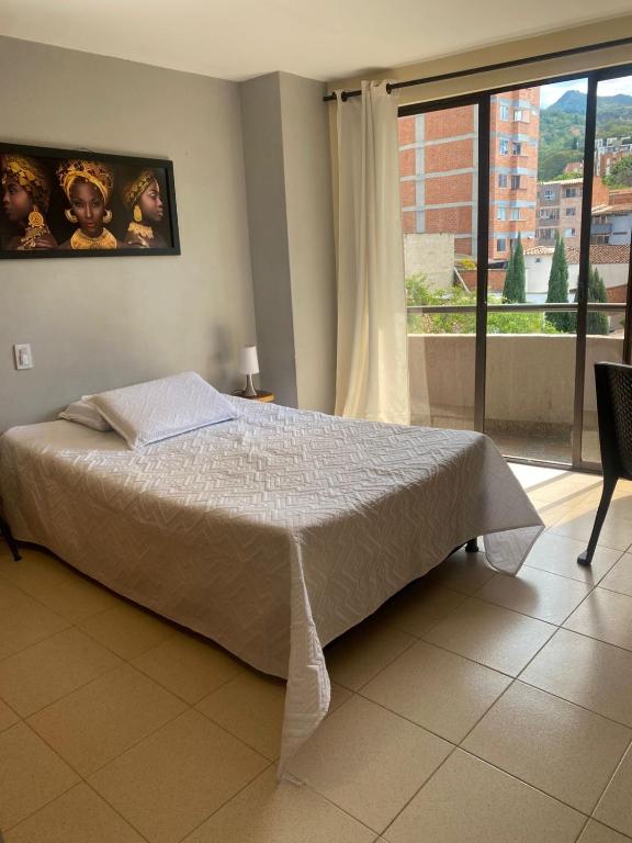 Apartaestudio laureles 301 - 1