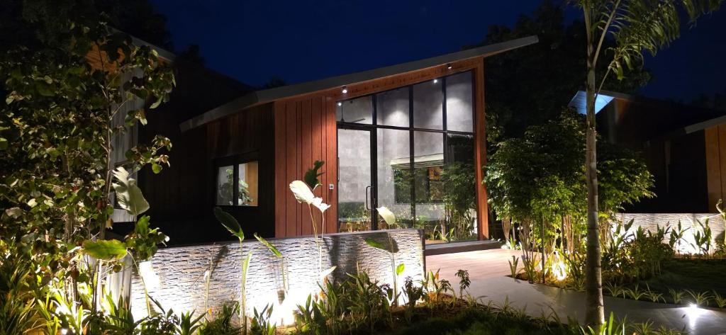 Forrest, Mahábalípuram