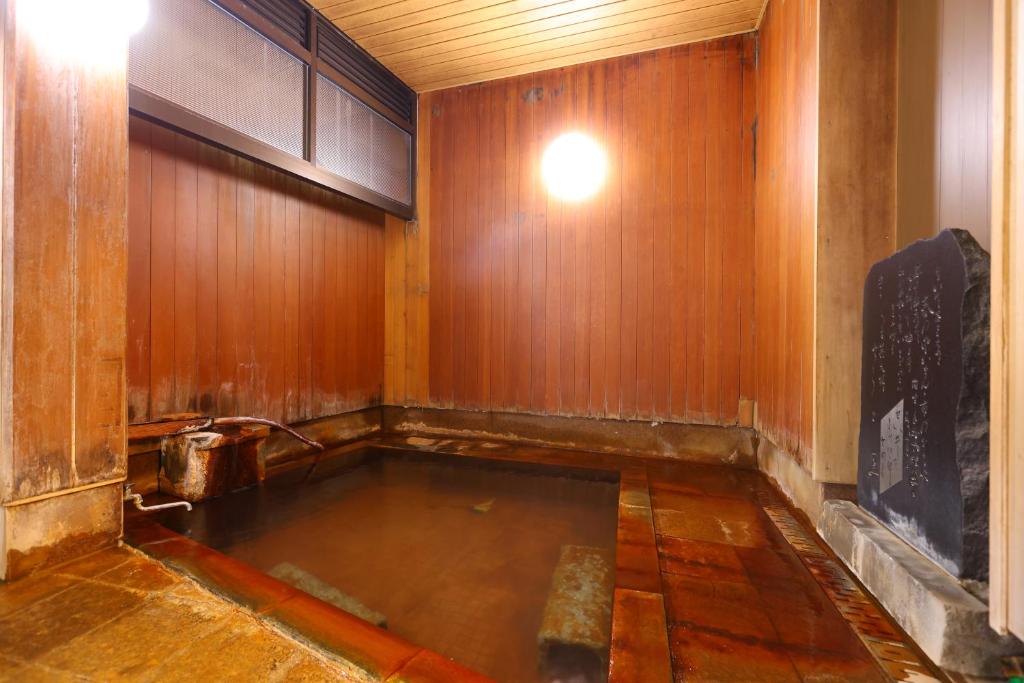 Hot spring bath, Ikariya Ryokan in Nagano