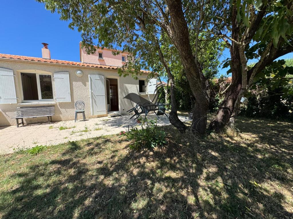 L'Amandiers en Fleurs - Située à deux minutes des plages, Fouras