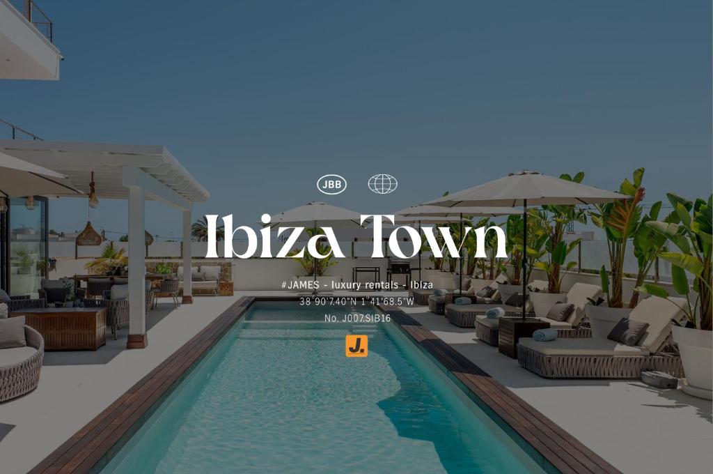 JAMES SIB16 - stunning spacious luxury villa in the heart of Ibiza Town, Ibiza (město)