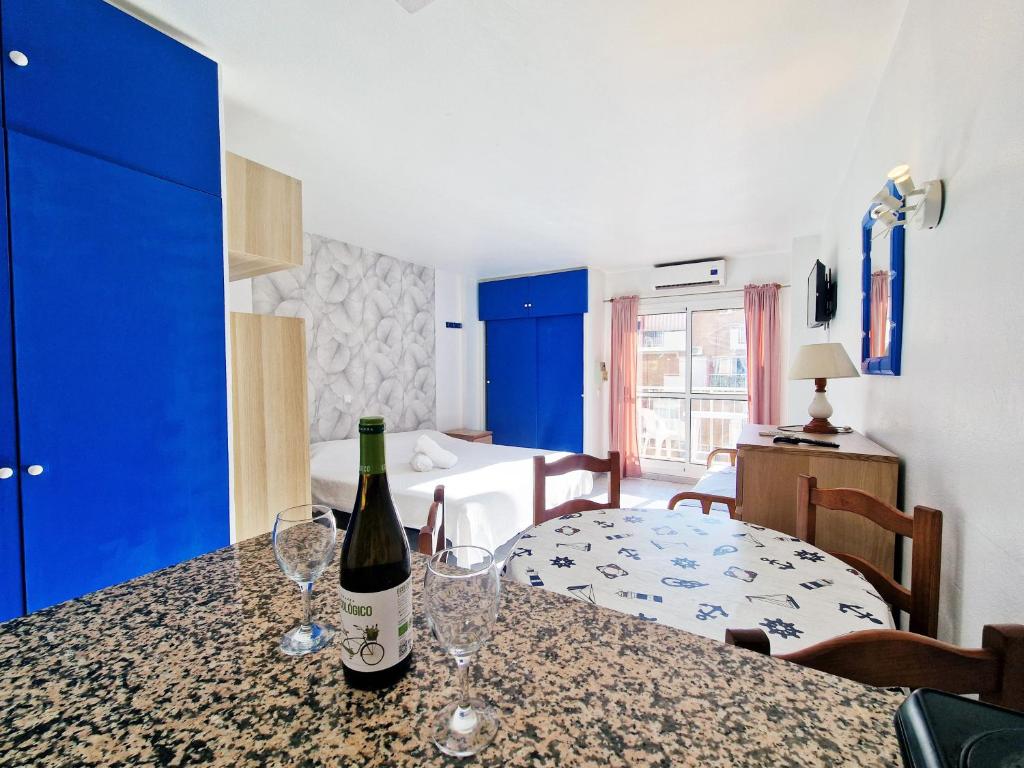 AA Guest - Jupiter Sea View Eco Apartment with Swimming Pools, Benalmádena