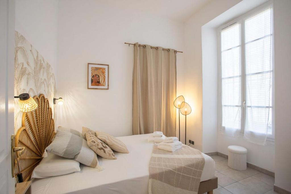 #56 Staywizus - 2P Massena Central close promenade, Old Town, AC - 2