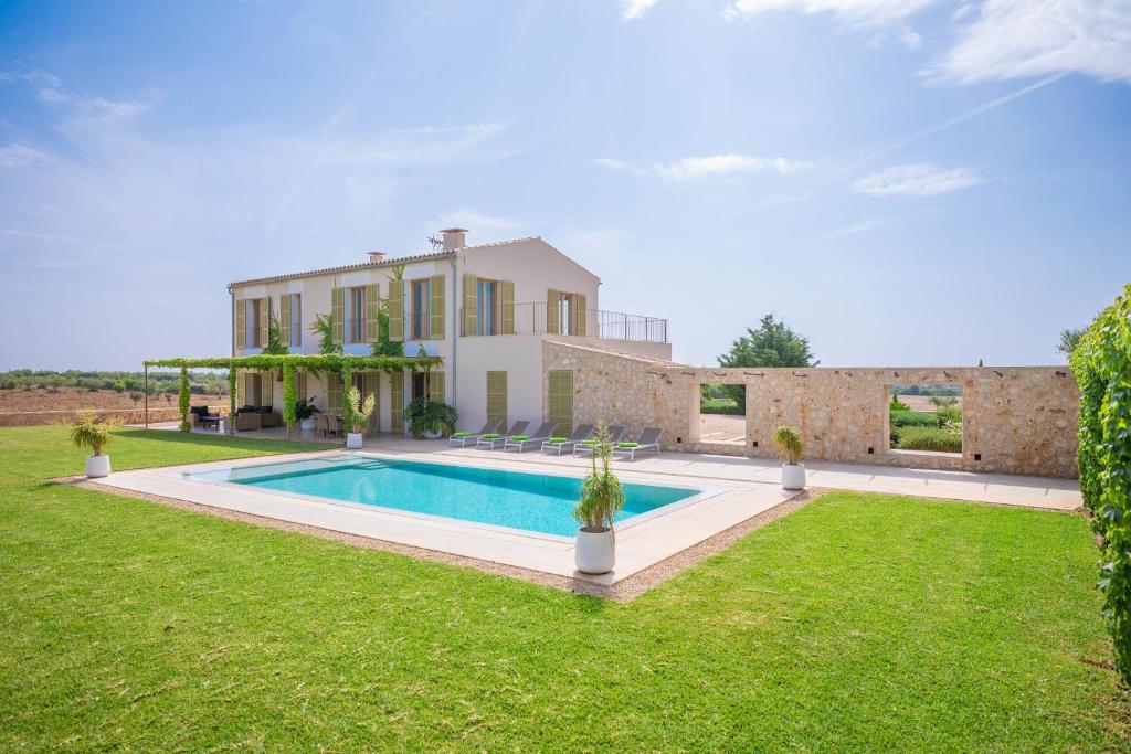 Can Mosca, Cala Mendia