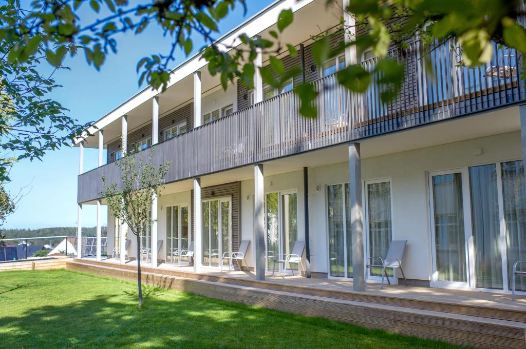 Sampurna Seminarhaus, Schlangenbad