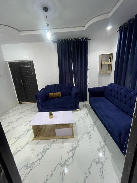 Temi4daHouse, Ibadan