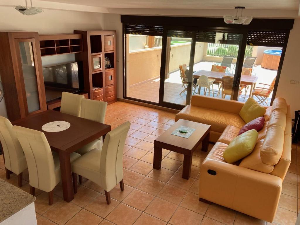 Sunny Casitas, Arenales - Spacious 3 Bedroom Holiday Home - 2