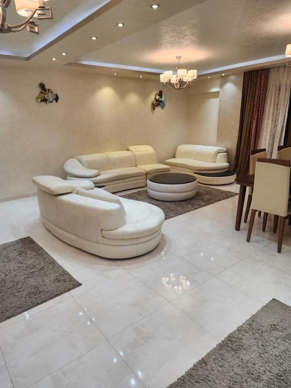 Fifth Settlement behind A U C, Káhira