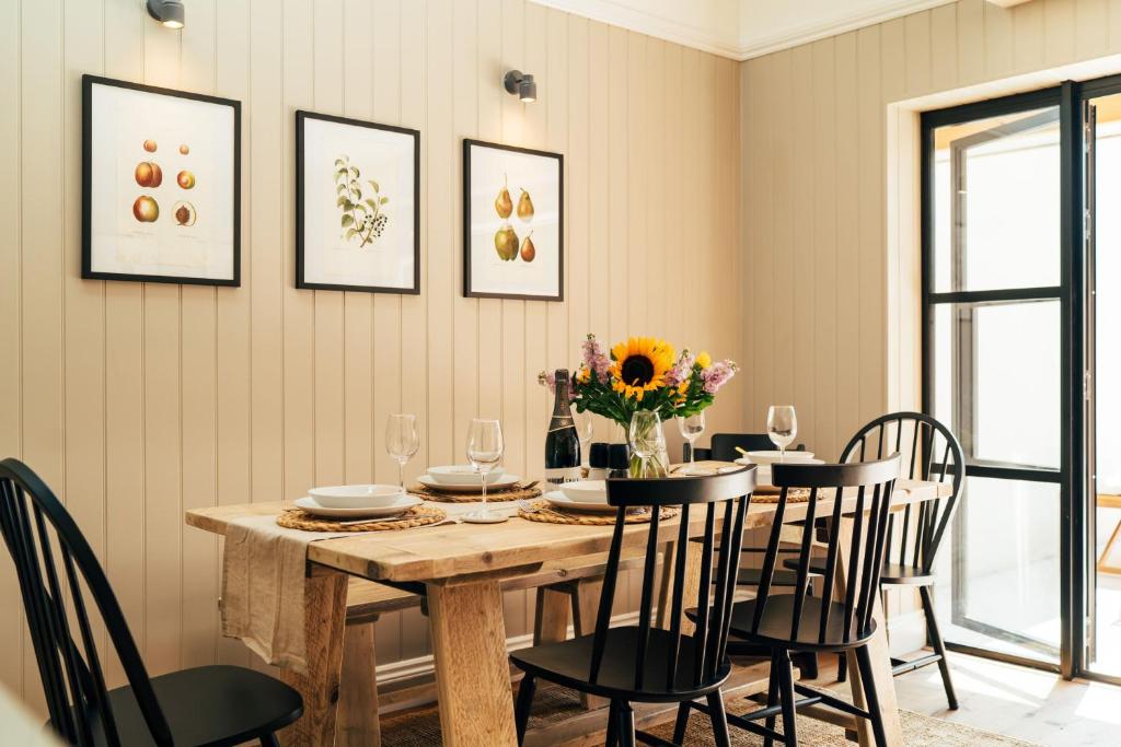 Nuthatch, Brockenhurst