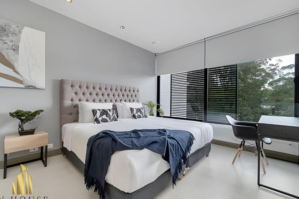 Q Tower 506 - Loft Luminoso Y Elegante en Poblado - 3