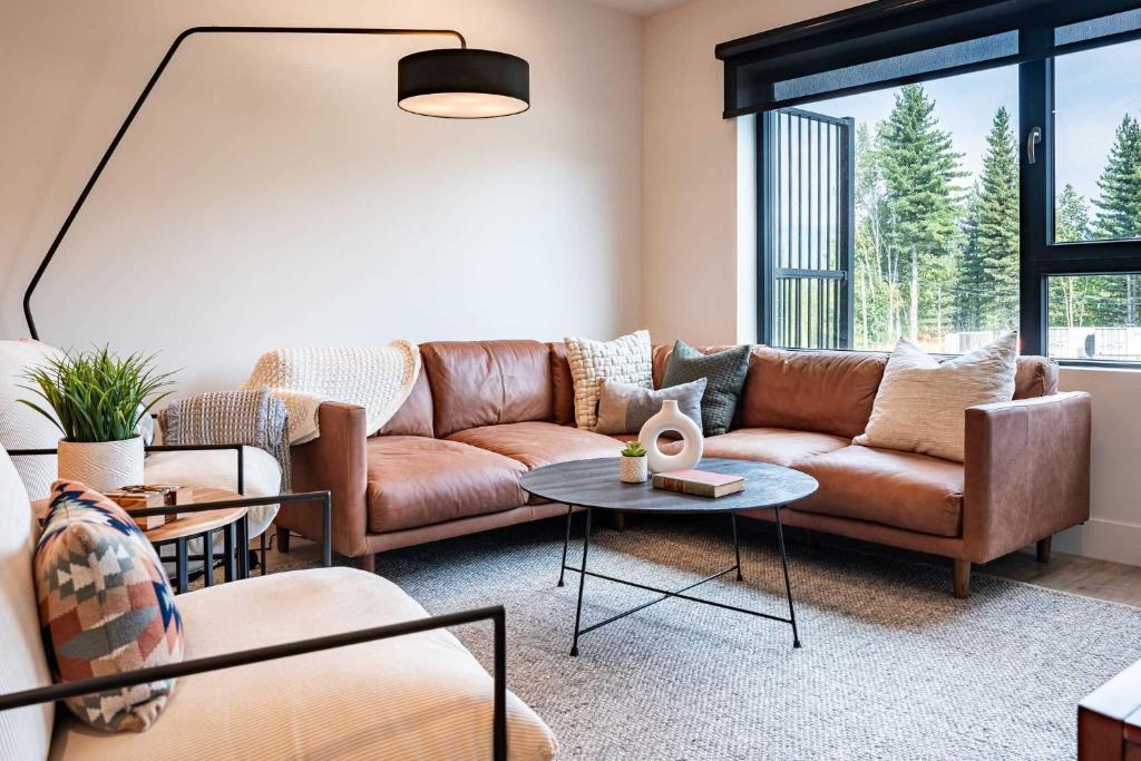 Huckin' Harry's, Revelstoke