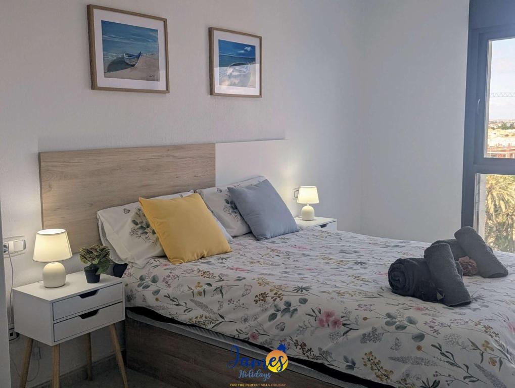 Cozy Beachside 2BR Retreat TV23 - 2