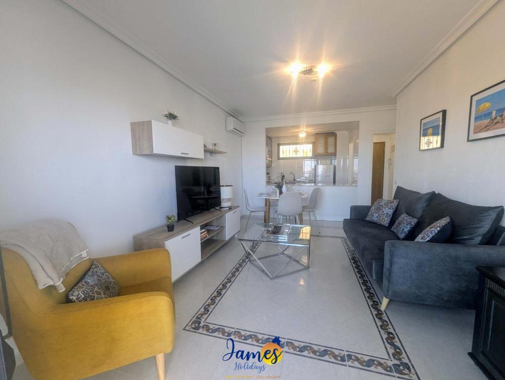 Cozy Beachside 2BR Retreat TV23 - 4