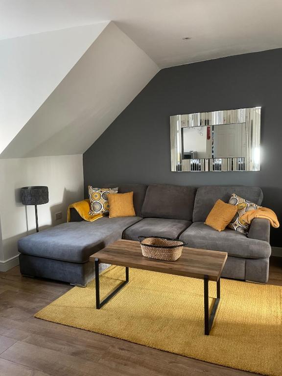 Foundry Street Apartment 3 - Dunfermline City Centre, Dunfermline