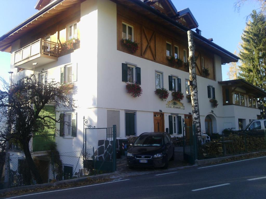 Agri-park Casa Miramonte — Hotel in Ronzone