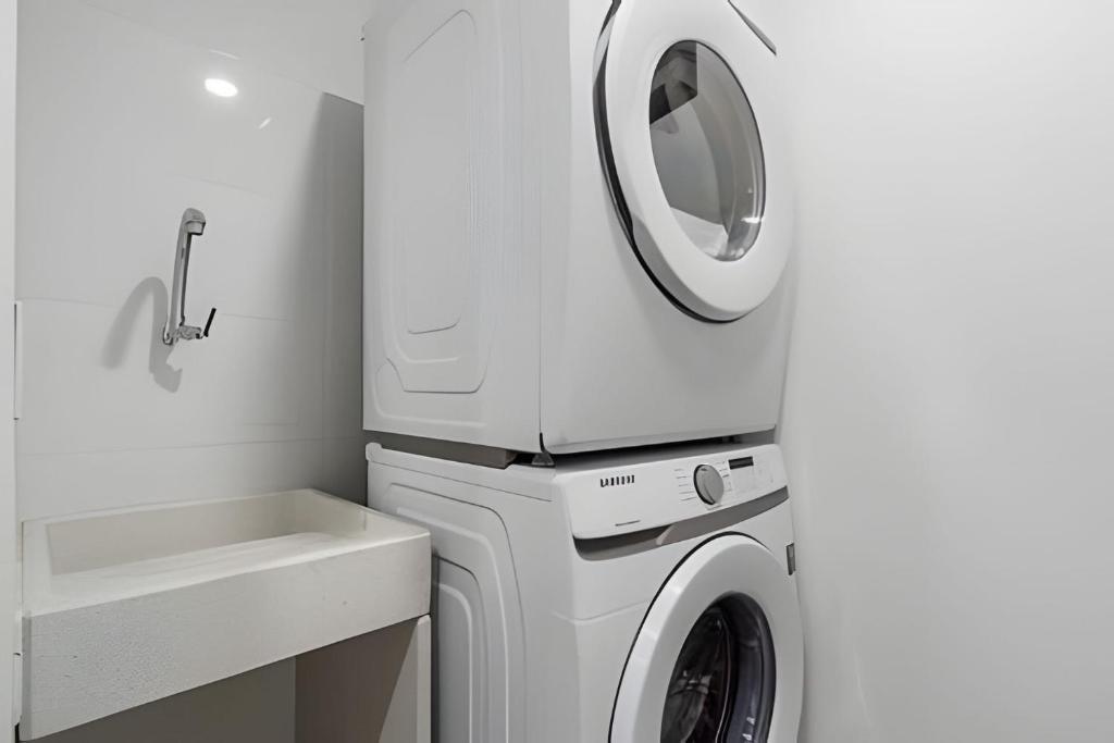 Class 48 Apt. 2301 - Luces de ciudad/Loft/Balcón priv, Sabaneta