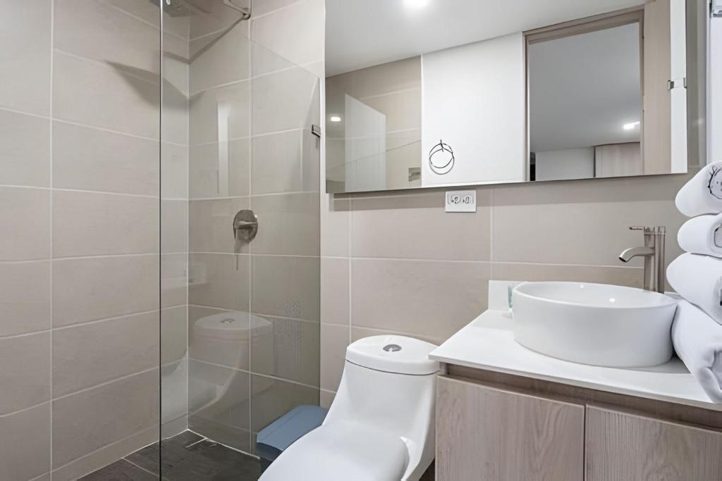 Class 48 Apt. 2303 - Loft de alta clase -balcón privado, Sabaneta