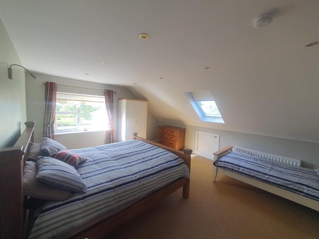 Room 5 - Anglers Rest Carrick, Carrick-on-Shannon
