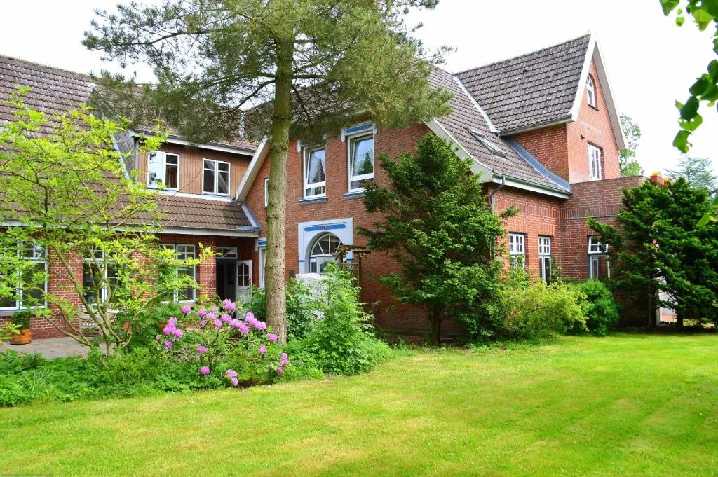 Friesenhof Nieblum - Hotel Garni, hotel in Nieblum