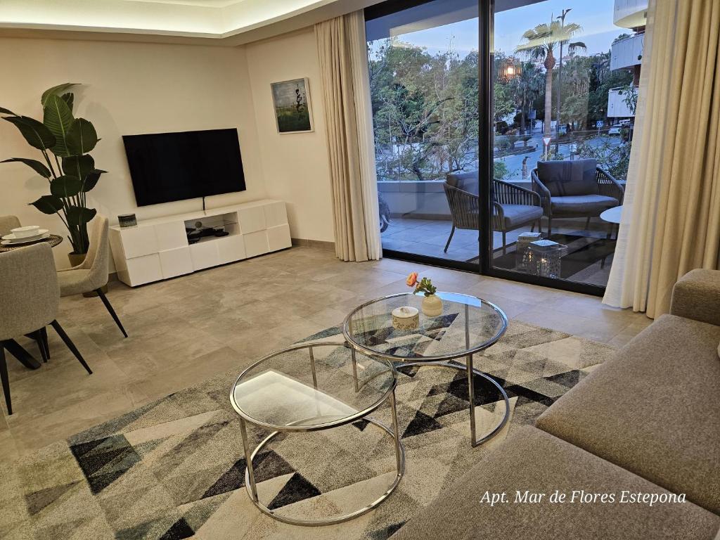 INF1.1D – Modern city flat near beach old town - 5