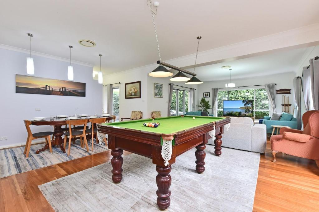 Bayside Breeze, Nelson Bay