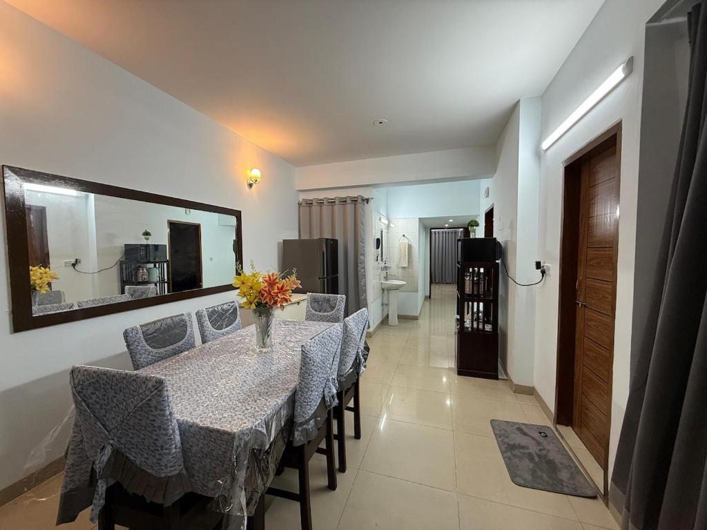 Apartment in Uttara, Sector 10, Dhaka 3 BR, 3 Bath, Kāmarpāra