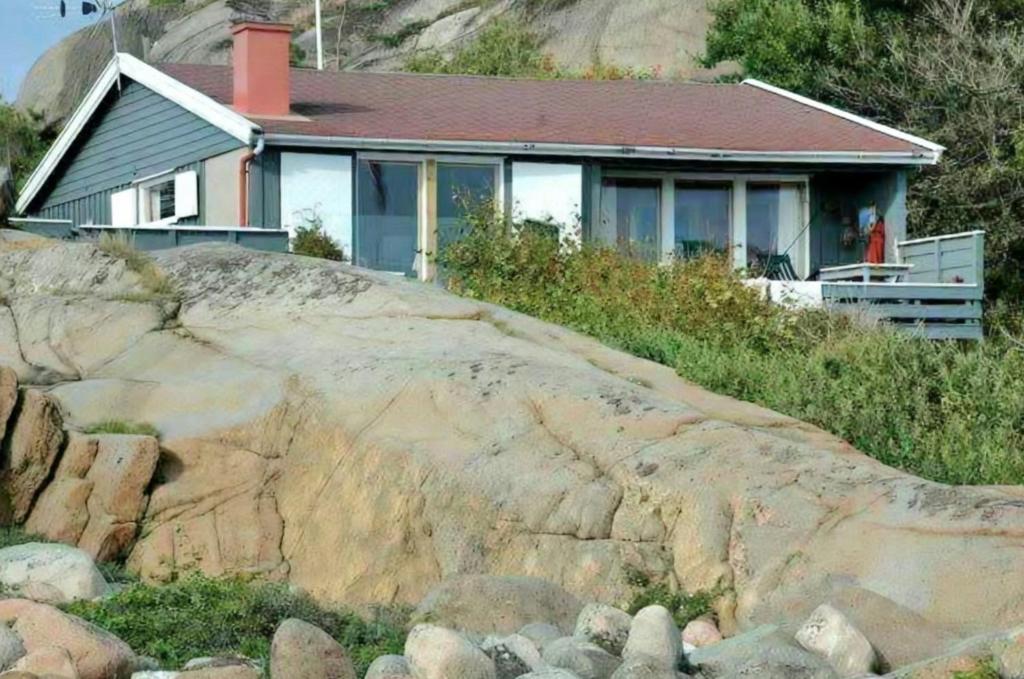 Seaside Cabin With Views Over Røssesundet, Tjøme