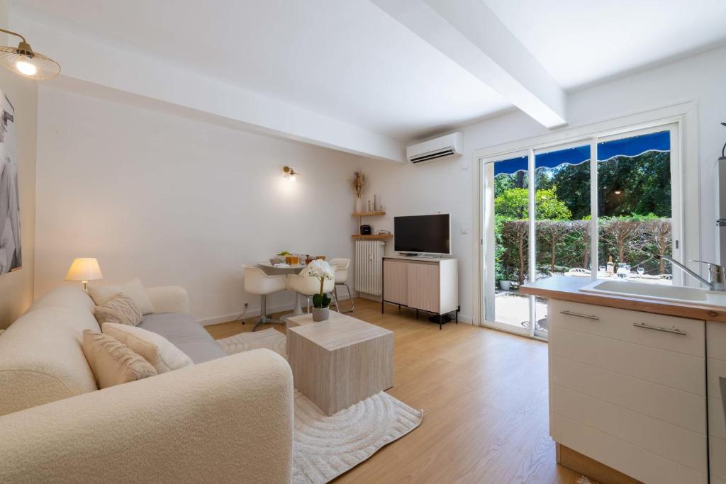 Ground-Floor Apartment with Private Garden Cannes - 2