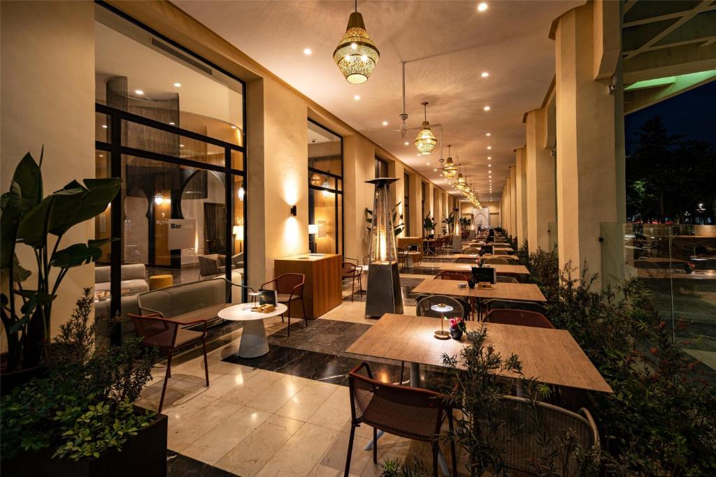 Bar/lounge