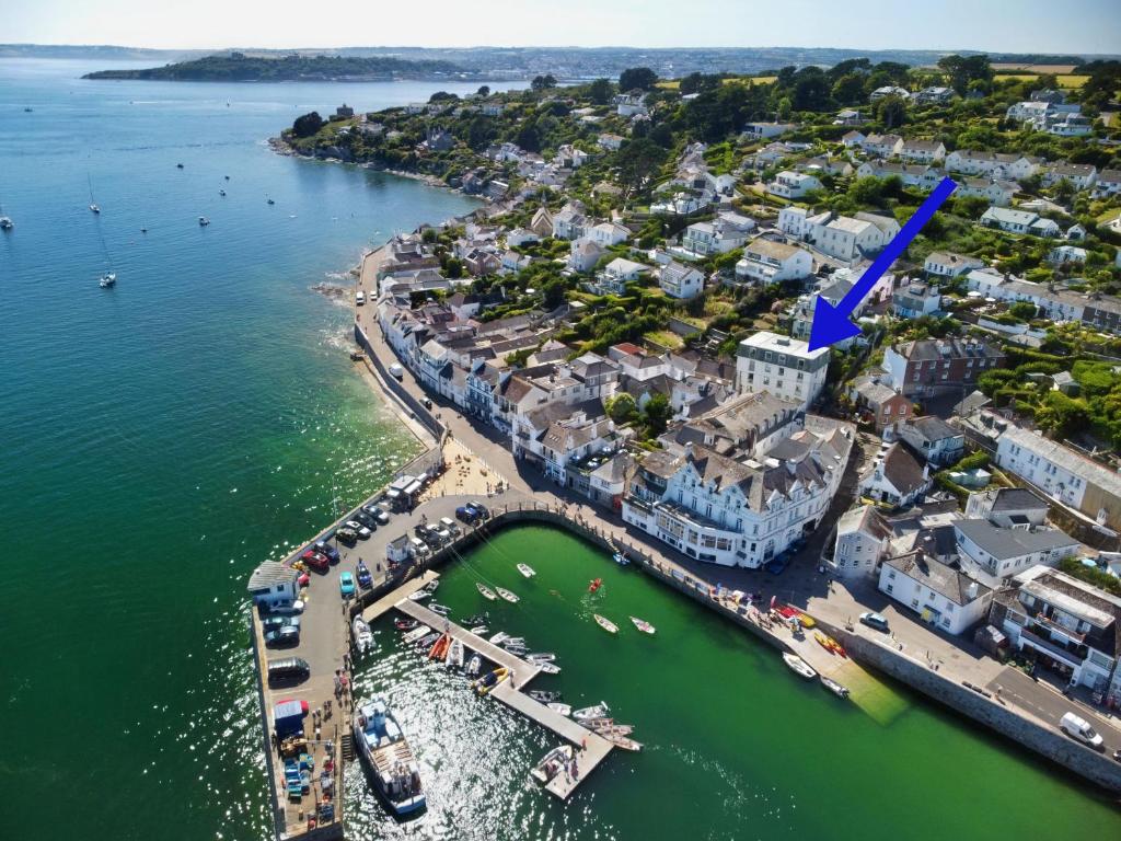 Pennant, Saint Mawes