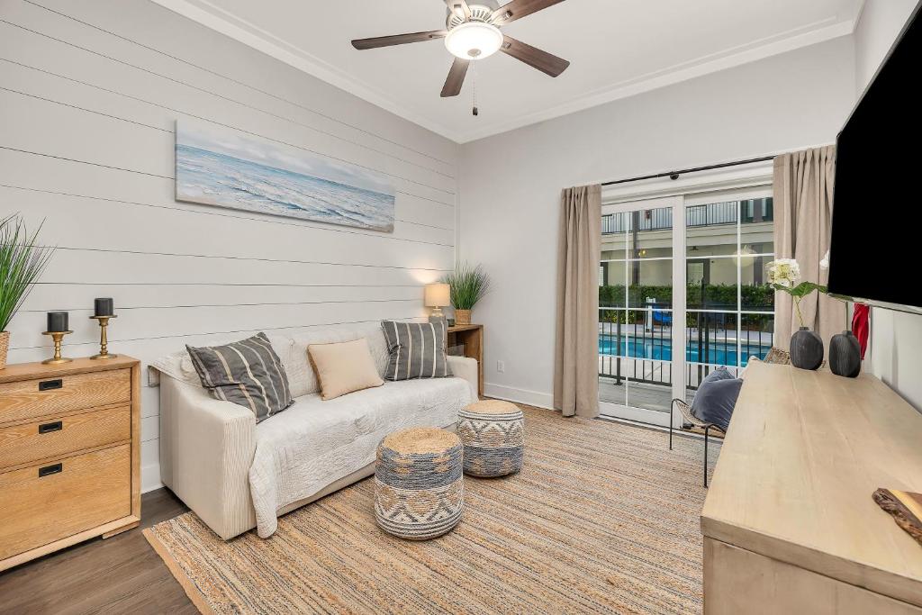 400 Ocean #2105, Golf Retreat