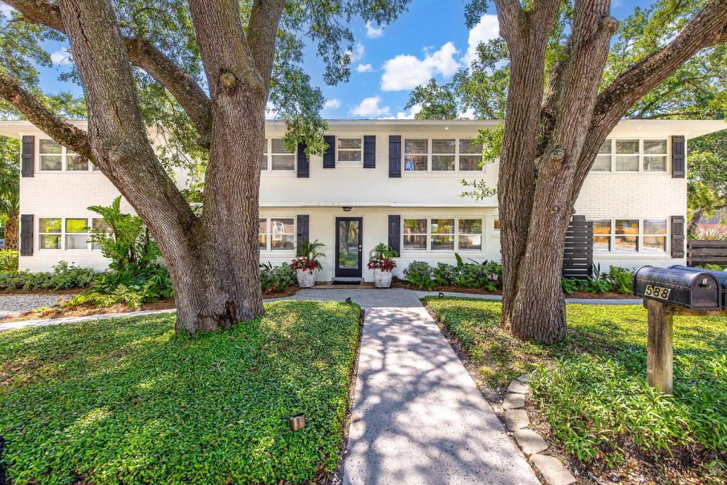 588 Demere-2, Ostrov Saint Simons