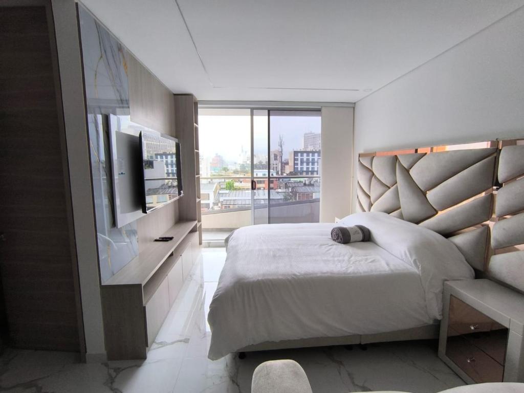 Apartaestudio amoblado, Edificio asturiano 401 - 3
