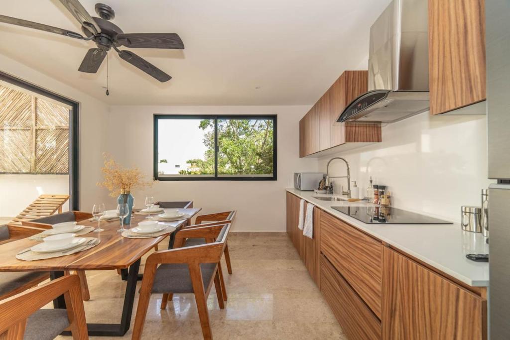Lux 2 BD Corner Suite w Swim Up Pool Aldea Zama - 3
