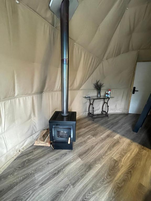 Glamping III Domo 7 Tazas con Tinaja - 3