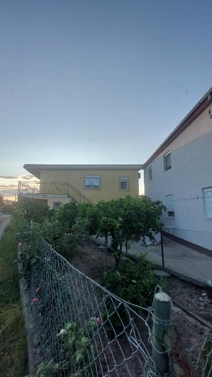 2-Bedrooms apartment Koviljka, Bar