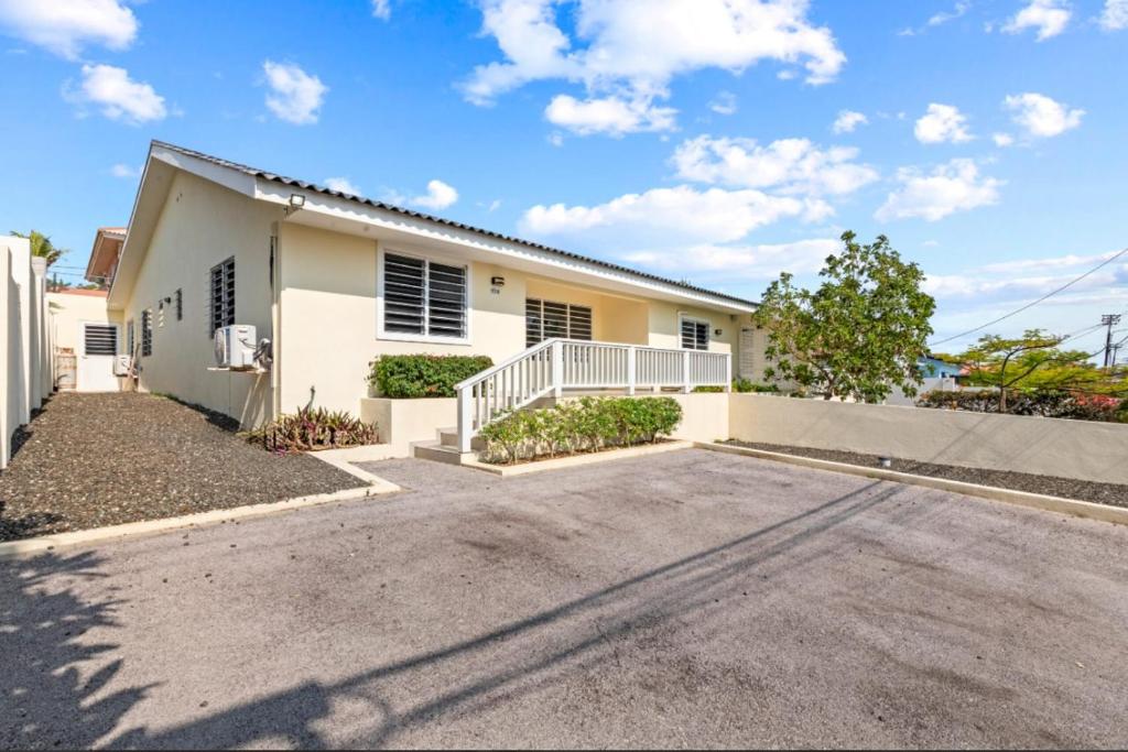 Kas di Energiá - a place to recharge & relax!, Willemstad