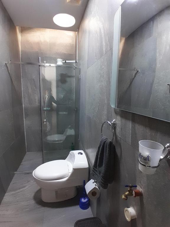 Suite de 4 camas cerca a la UTPL - 4