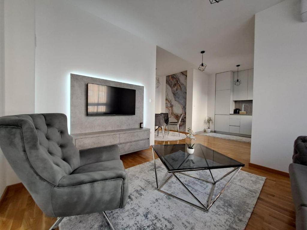 Apartman Luxury kod Kafeterije 5 i Wabi Sabi - 1