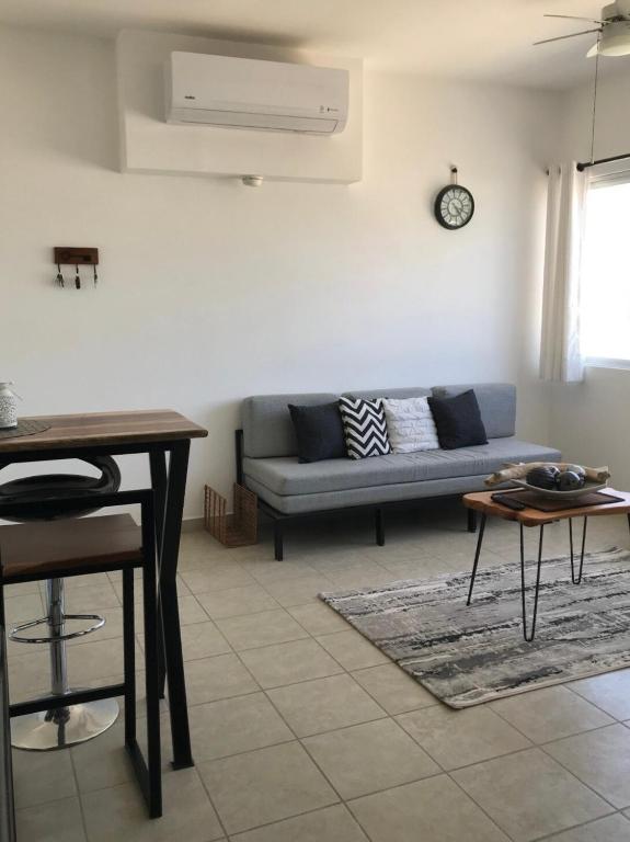 Beautiful loft - 10 minutes from beach - 3