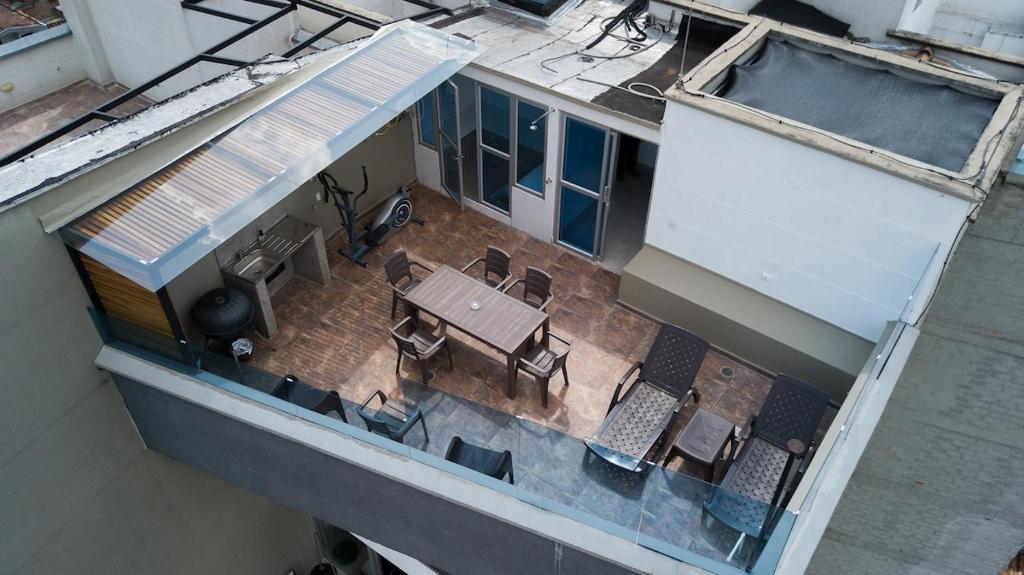 Penthouse de Lujo con Jacuzzi y Vista - 3