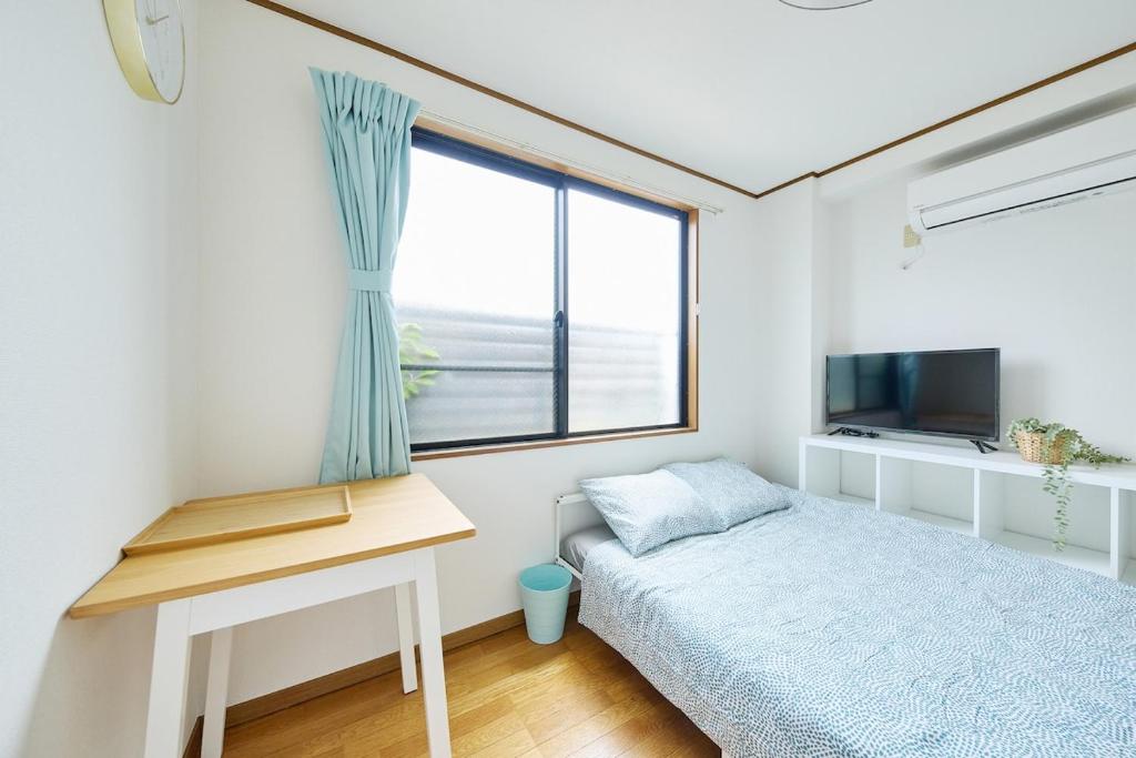 KYOTO R01 - 10 sec walk-Ryoanji Station, Kjóto