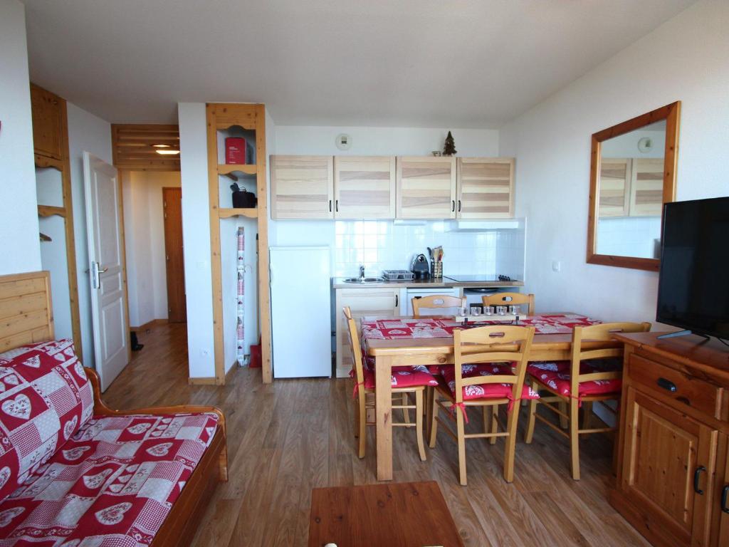 Appartement 2 pièces, balcon, au pied des pistes, Chamrousse - FR-1-340-286 - 1