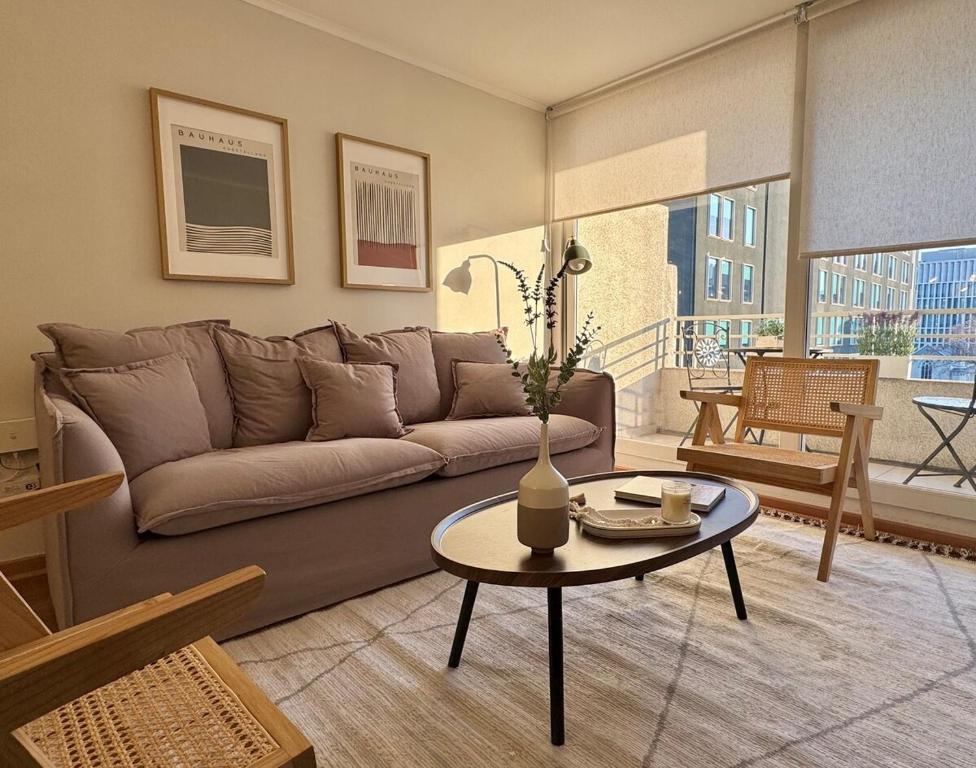 Cozy and bright apartment in Providencia - 1
