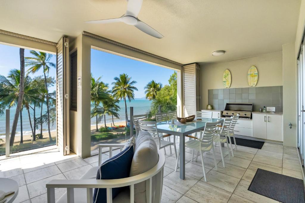 Morado at Island Views—A Palm Cove Poolside Oasis, Palm Cove