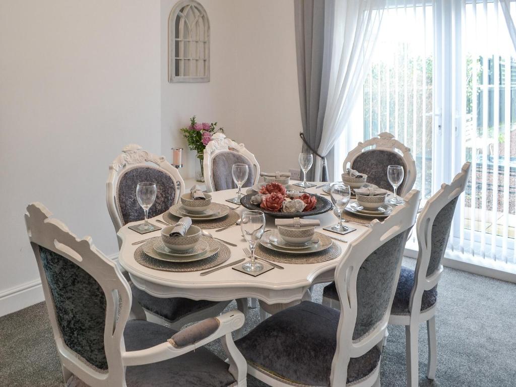 Bracken Dene, Cresswell