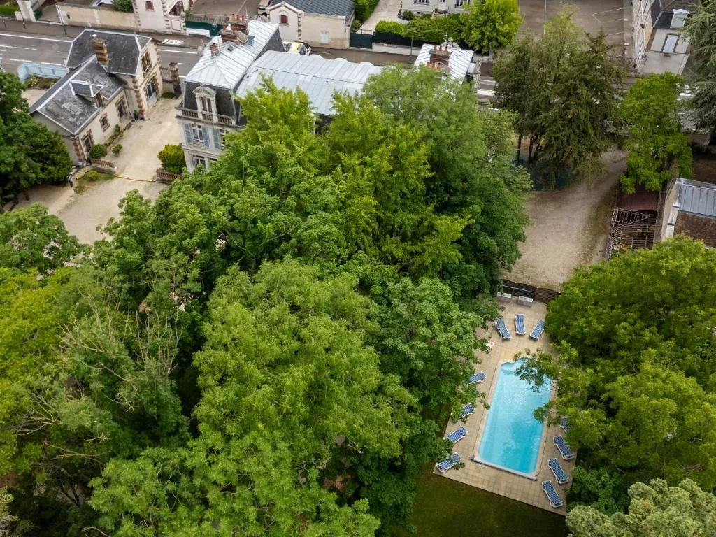 Hôtel Les Maréchaux，位于欧塞尔的酒店