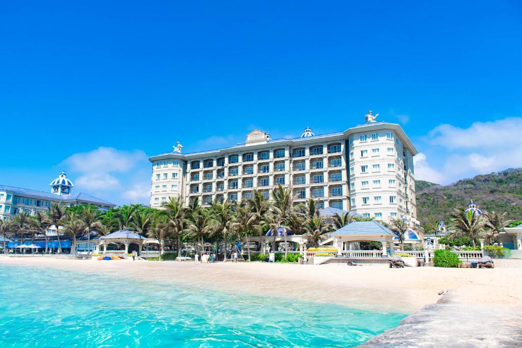 Lan Rung Beach Resort