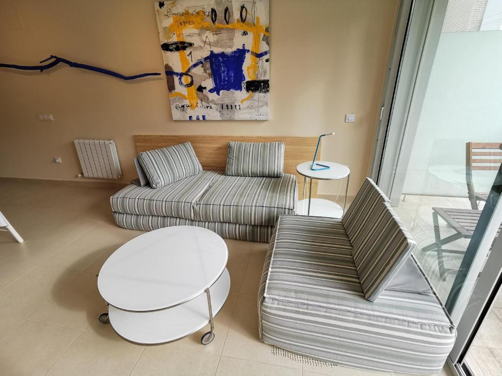 Apartamento ideal en Llançà: Terraza, parking y cerca de la playa - ES-89-87 - 5